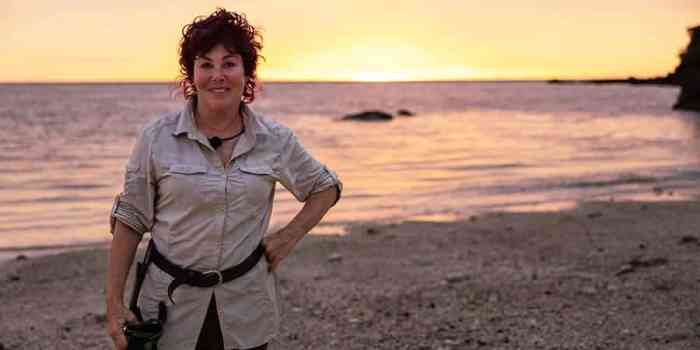 Ruby Wax Is Castaway