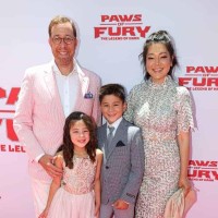 A Visit to Paramount Pictures in Paw-Lywood